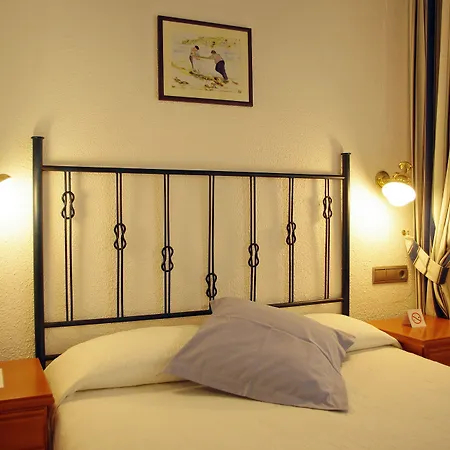 Hotel Llafranch 호텔 러프렌치