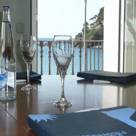 호텔 Hotel Llafranch 러프렌치