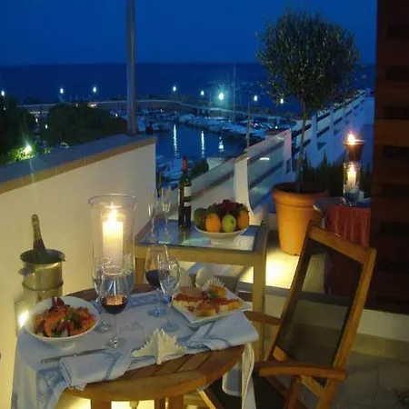 Hotel Llafranch 호텔