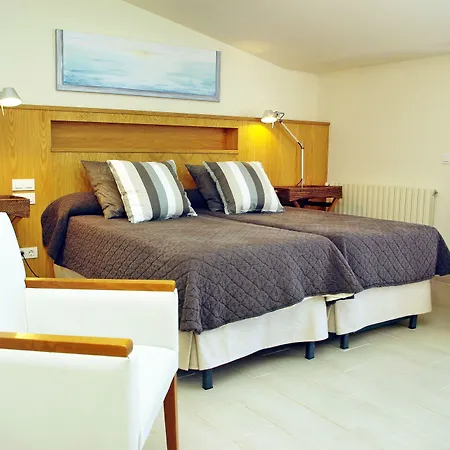 Отель Hotel Llafranch