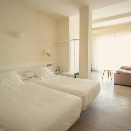 Ξενοδοχείο Hotel Llafranch